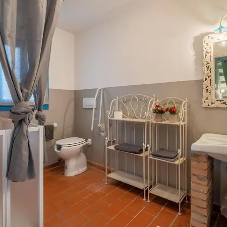 1 Bedroom Cozy In *